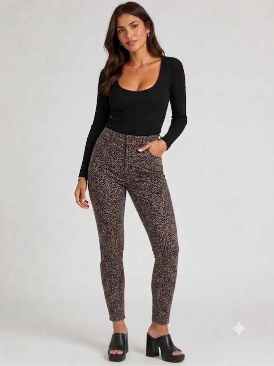 Seven7 Denim - Seven7 Leopard Print Skinny Jeans - Women’s 6